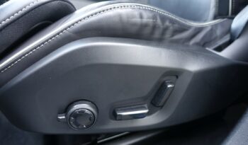 VOLVO XC 60 T6 HYBRIDE RECHARGEABLE GEARTRONIC AWD 253 + 87 CH R-DESIGN complet