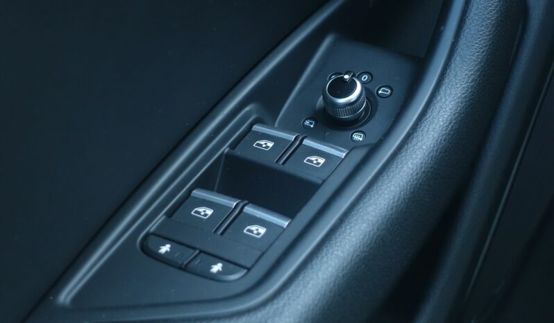 AUDI A4 AVANT 3.0L V6 TDI TIPTRONIC QUATTRO 272 CH S-LINE complet