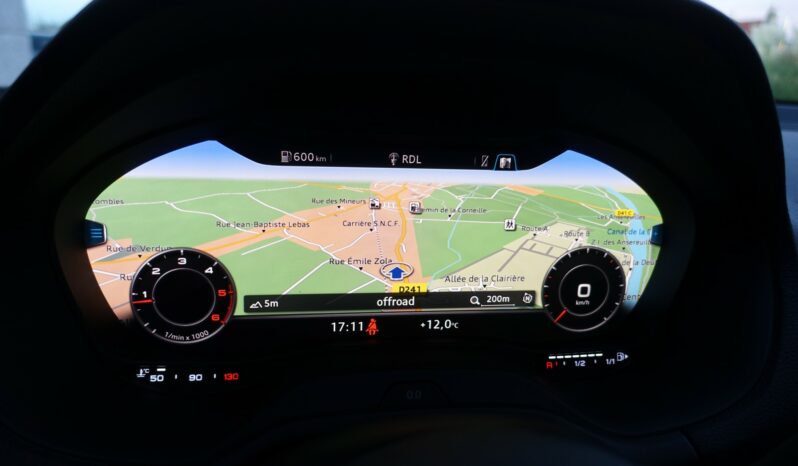 AUDI Q2 30 TDI 116 CH S-LINE complet