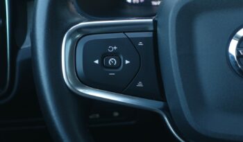 VOLVO XC 40 T4 HYBRIDE RECHARGEABLE GEARTRONIC 211 CH ( 129 CH + 82 CH ) INSCRIPTION complet