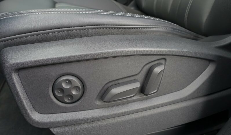 AUDI Q5 50 TFSI E 299 CH QUATTRO S-TRONIC HYBRIDE RECHARGEABLE complet