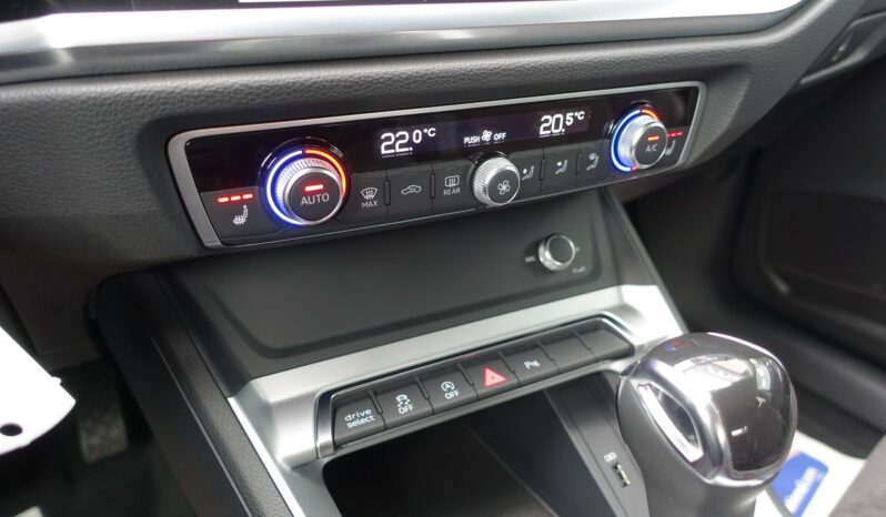 AUDI Q3 35 TDI 150 CH S-TRONIC complet