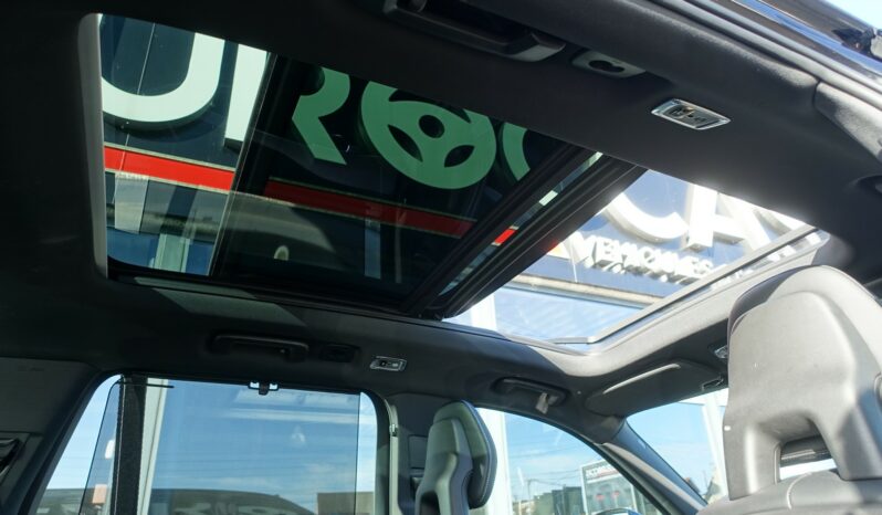 VOLVO XC 90 T8 4WD 7 PLACES HYBRIDE RECHARGEABLE GEARTRONIC 390 CH  R-DESIGN complet
