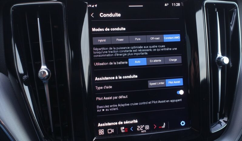 VOLVO XC 60 T6 HYBRIDE RECHARGEABLE GEARTRONIC AWD 253 + 87 CH R-DESIGN complet