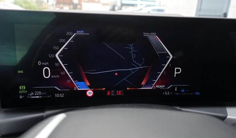 BMW 320 E TOURING HYBRIDE RECHARGEABLE 204 CH complet