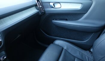 VOLVO XC 40 T4 HYBRIDE RECHARGEABLE GEARTRONIC 211 CH ( 129 CH + 82 CH ) INSCRIPTION complet