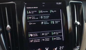 VOLVO XC 60 B4 2.0 L GEARTRONIC 197 CH MHEV INSCRIPTION complet