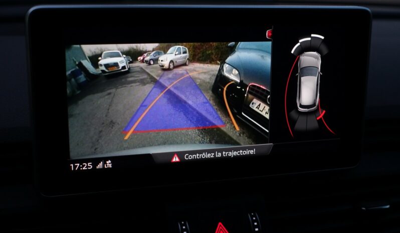 AUDI Q5 55 TFSI E 252 CH QUATTRO S-TRONIC HYBRIDE RECHARGEABLE  S-LINE complet