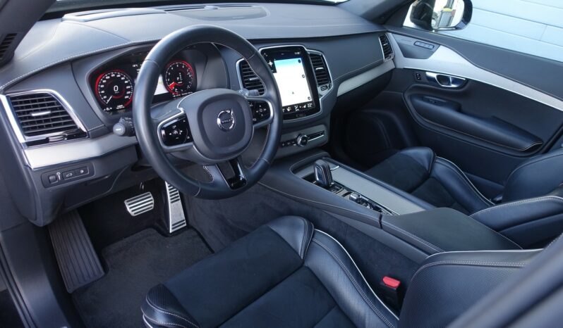 VOLVO XC 90 T8 4WD 7 PLACES HYBRIDE RECHARGEABLE GEARTRONIC 390 CH  R-DESIGN complet