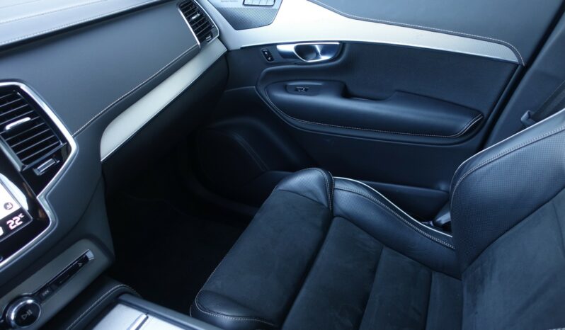VOLVO XC 90 T8 4WD 7 PLACES HYBRIDE RECHARGEABLE GEARTRONIC 390 CH  R-DESIGN complet