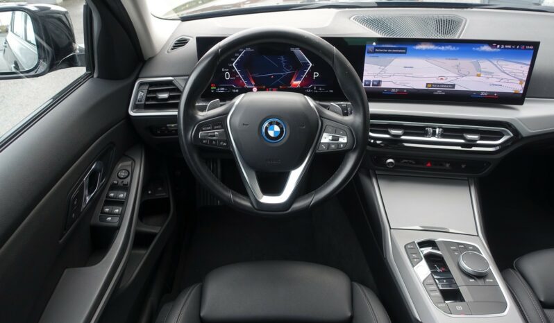 BMW 320 E TOURING HYBRIDE RECHARGEABLE 204 CH complet