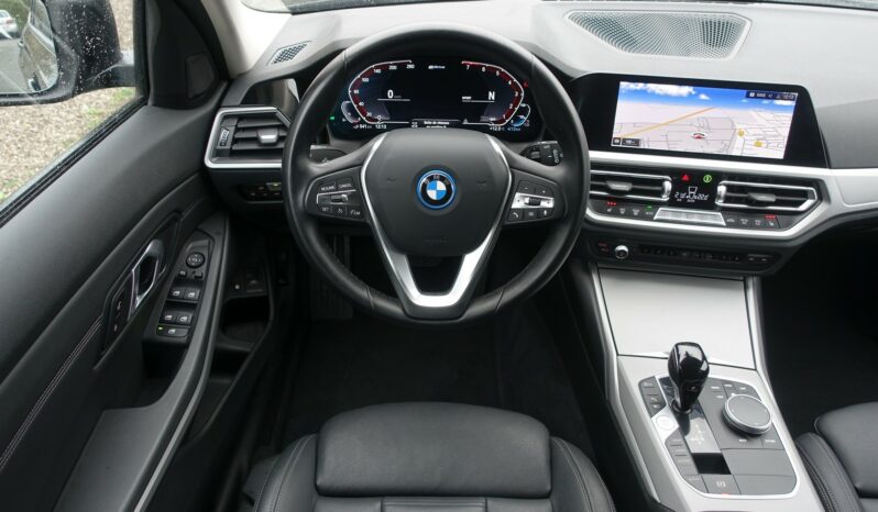 BMW 320 EA E-DRIVE TOURING 204 CH HYBRIDE RECHARGEABLE BVA complet