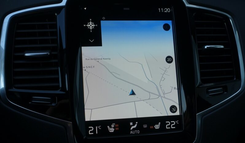 VOLVO XC 90 T8 4WD 7 PLACES HYBRIDE RECHARGEABLE GEARTRONIC 390 CH  R-DESIGN complet