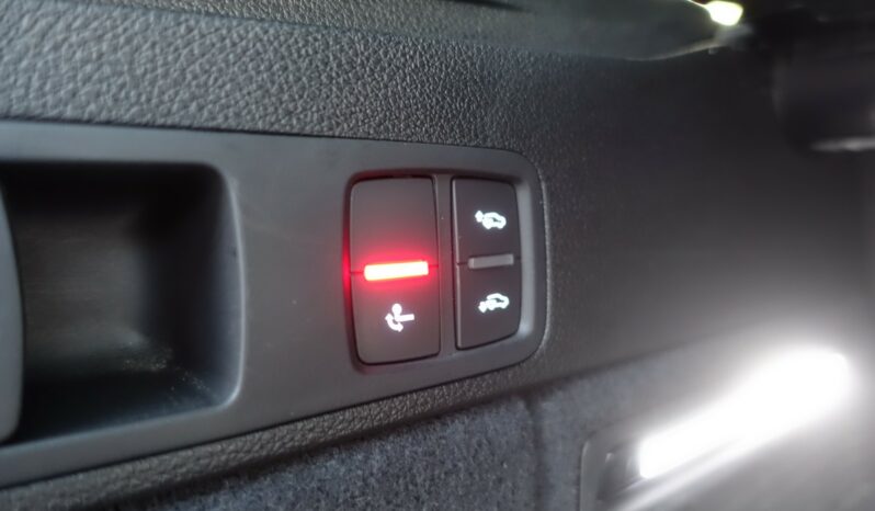 AUDI Q5 55 TFSI E 252 CH QUATTRO S-TRONIC HYBRIDE RECHARGEABLE  S-LINE complet