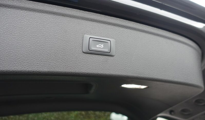 AUDI Q5 35 TDI 163 CH S-TRONIC MHEV  S-LINE complet