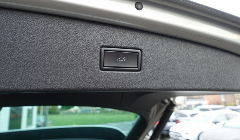 VOLKSWAGEN TIGUAN 2.0L TDI 150 CH R-LINE complet