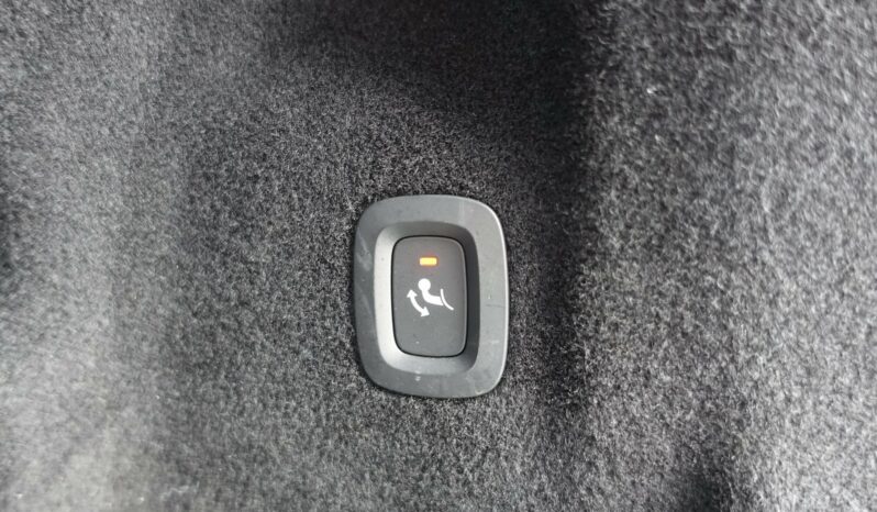 VOLVO XC 60 D4 2.0 L GEARTRONIC 163CH MOMENTUM complet