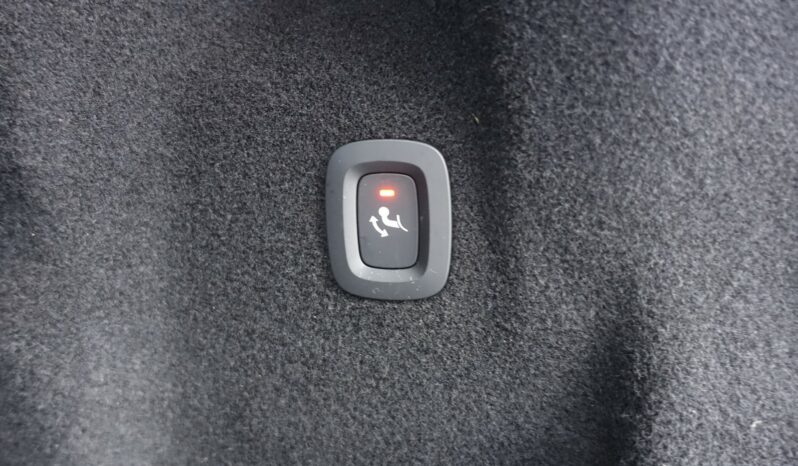 VOLVO XC 60 T6 HYBRIDE RECHARGEABLE GEARTRONIC AWD 253 + 87 CH R-DESIGN complet