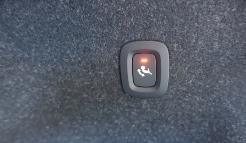 VOLVO XC 40 T5 HYBRIDE RECHARGEABLE GEARTRONIC 262 CH  INSCRIPTION complet