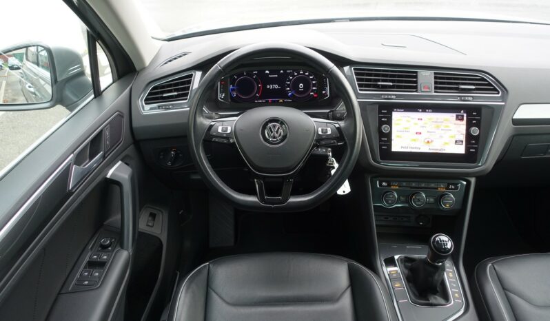 VOLKSWAGEN TIGUAN 2.0L TDI 150 CH R-LINE complet