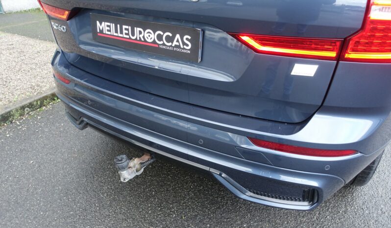 VOLVO XC 60 T6 HYBRIDE RECHARGEABLE GEARTRONIC AWD 253 + 87 CH R-DESIGN complet
