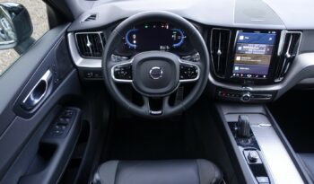 VOLVO XC 60 T6 HYBRIDE RECHARGEABLE GEARTRONIC AWD 253 + 87 CH R-DESIGN complet