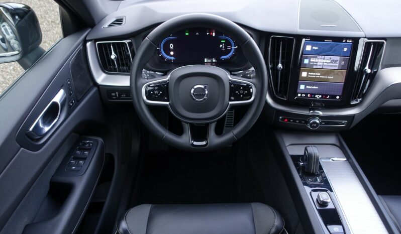 VOLVO XC 60 T6 HYBRIDE RECHARGEABLE GEARTRONIC AWD 253 + 87 CH R-DESIGN complet
