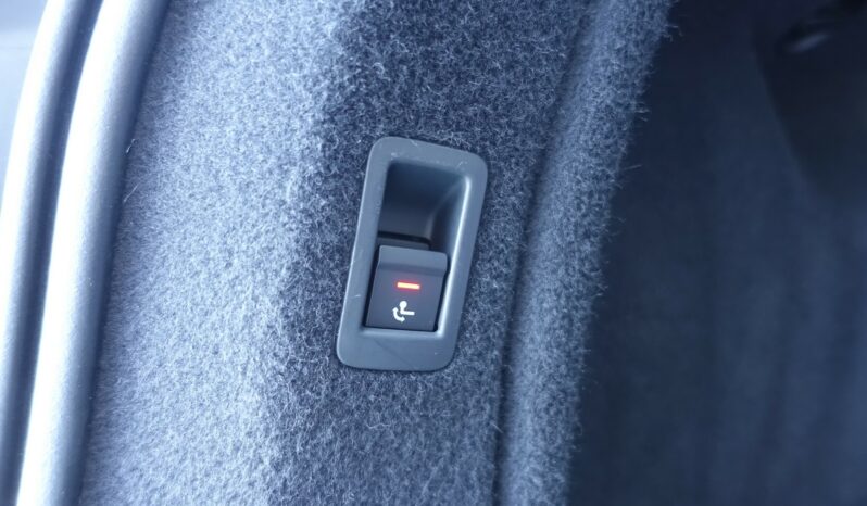 AUDI A4 AVANT 3.0L V6 TDI TIPTRONIC QUATTRO 272 CH S-LINE complet