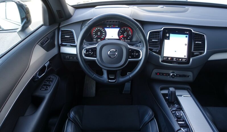 VOLVO XC 90 T8 4WD 7 PLACES HYBRIDE RECHARGEABLE GEARTRONIC 390 CH  R-DESIGN complet