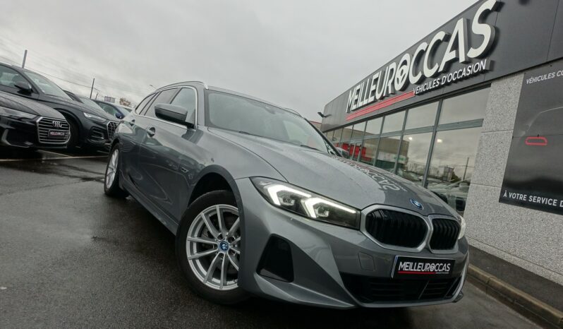 BMW 320 E TOURING HYBRIDE RECHARGEABLE 204 CH complet