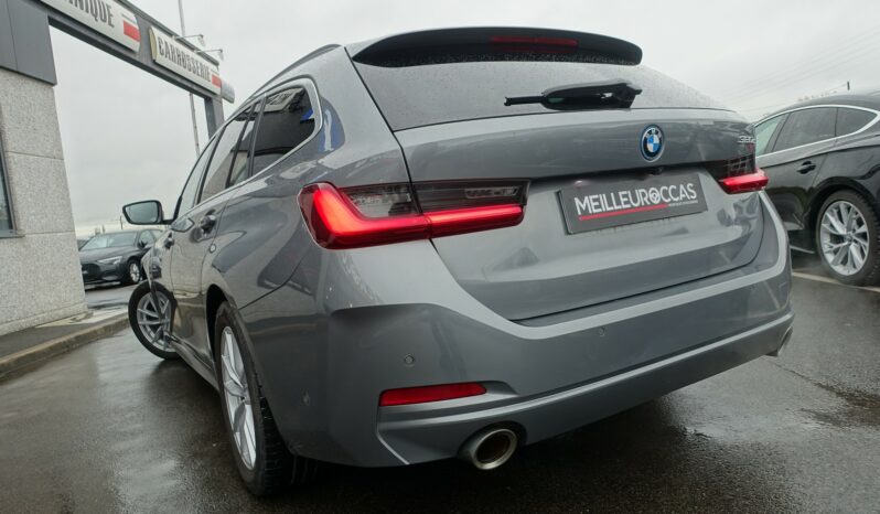 BMW 320 E TOURING HYBRIDE RECHARGEABLE 204 CH complet