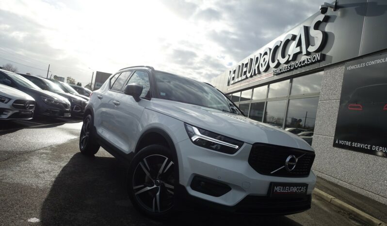 VOLVO XC 40 T4 HYBRIDE RECHARGEABLE GEARTRONIC 211 CH  R-DESIGN complet