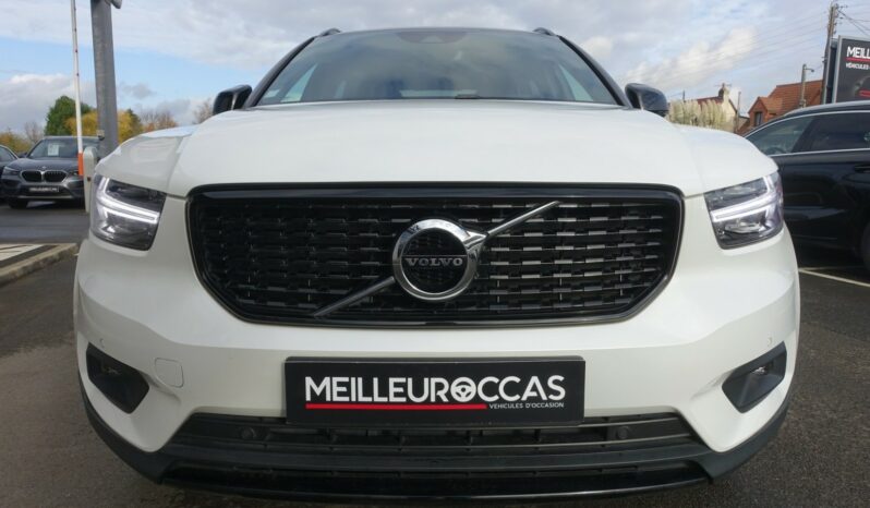 VOLVO XC 40 T4 HYBRIDE RECHARGEABLE GEARTRONIC 211 CH  R-DESIGN complet