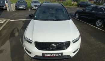 VOLVO XC 40 T4 HYBRIDE RECHARGEABLE GEARTRONIC 211 CH  R-DESIGN complet