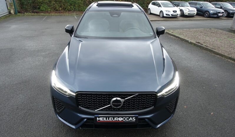 VOLVO XC 60 T6 HYBRIDE RECHARGEABLE GEARTRONIC AWD 253 + 87 CH R-DESIGN complet