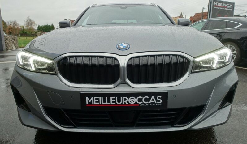 BMW 320 E TOURING HYBRIDE RECHARGEABLE 204 CH complet
