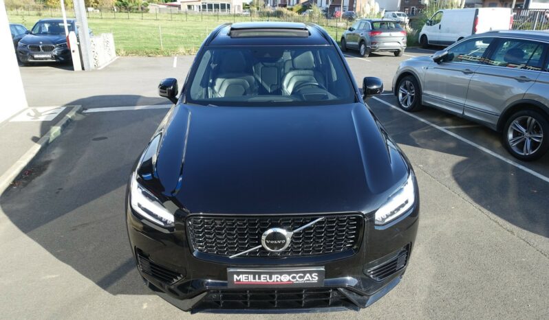 VOLVO XC 90 T8 4WD 7 PLACES HYBRIDE RECHARGEABLE GEARTRONIC 390 CH  R-DESIGN complet