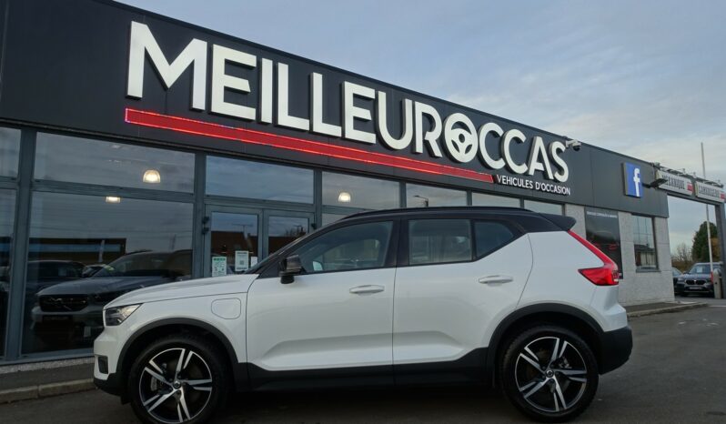 VOLVO XC 40 T4 HYBRIDE RECHARGEABLE GEARTRONIC 211 CH  R-DESIGN complet