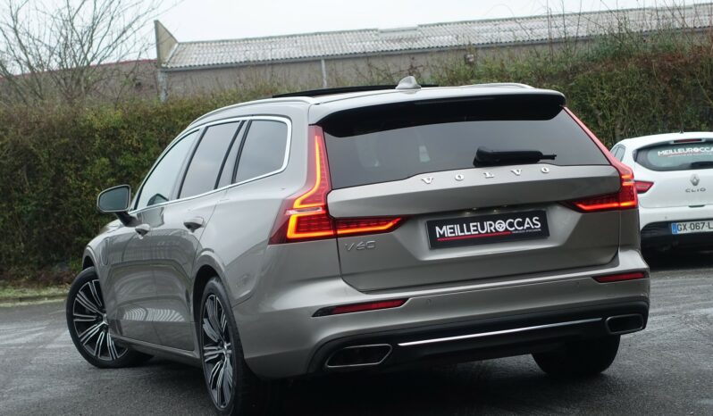 VOLVO V 60 T6 AWD GEARTRONIC 340CH HYBRIDE RECHARGEABLE  INSCRIPTION complet