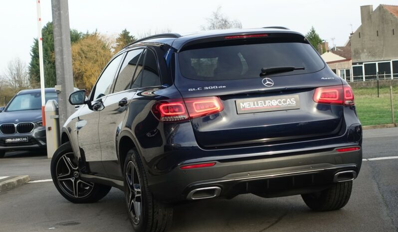 MERCEDES CLASSE GLC 300 DE 4 MATIC 9G-DCT 335 CH HYBRIDE RECHARGEABLE AMG-LINE complet