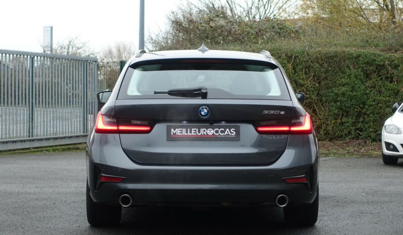 BMW 330 EA TOURING E-DRIVE HYBRIDE RECHARGEABLE BVA 292 CH SERIE 3 complet