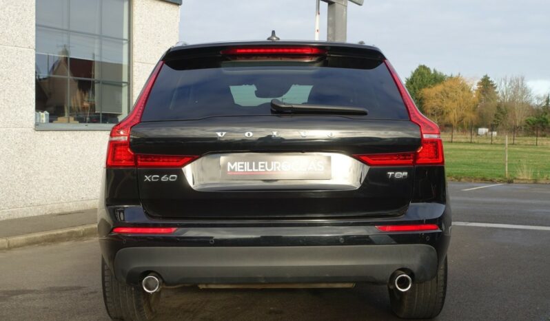 VOLVO XC 60 T8 AWD GEARTRONIC 303CH + 87 CH HYBRIDE RECHARGEABLE  MOMENTUM complet