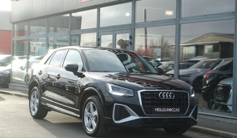 AUDI Q2 35 TFSI 150 CH S-TRONIC S-LINE complet
