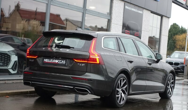 VOLVO V 60 T6 AWD GEARTRONIC 340CH HYBRIDE RECHARGEABLE  INSCRIPTION complet