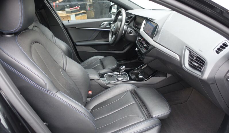 BMW 118DA 150 CH BVA SERIE 1  PACK M complet