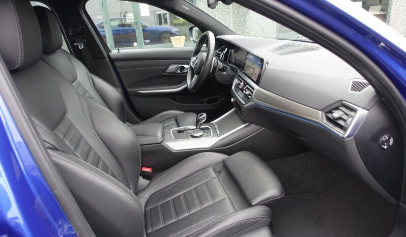 BMW 330 EA BERLINE E-DRIVE HYBRIDE RECHARGEABLE BVA 184 CH + 83 KW SERIE 3 PACK M complet