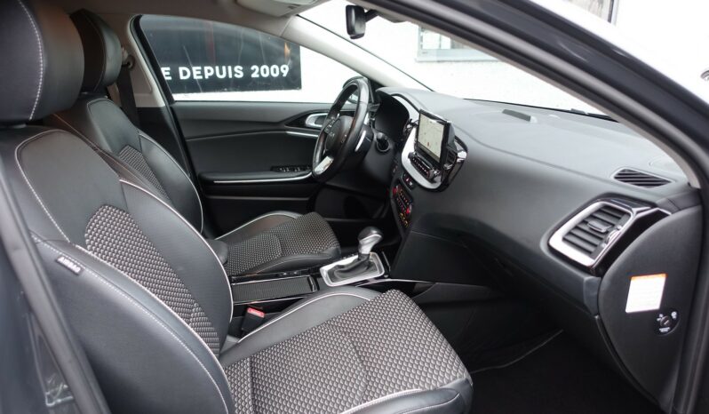KIA XCEED 1.6 GDI PHEV DCT 141 CH HYBRIDE RECHARGEABLE BUSINESS LINE complet