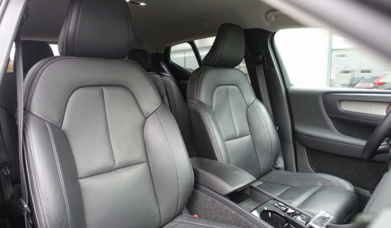 VOLVO XC 40 T5 HYBRIDE RECHARGEABLE GEARTRONIC 262 CH  INSCRIPTION complet