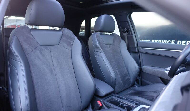 AUDI Q3 45 TFSI E S-TRONIC 245 CH HYBRIDE RECHARGEABLE complet