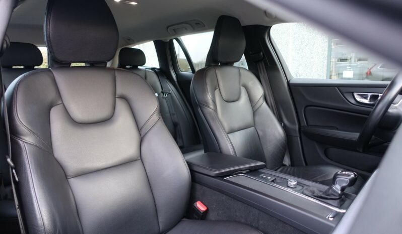 VOLVO V 60 D3 2.0 L GEARTRONIC 150CH  MOMENTUM complet